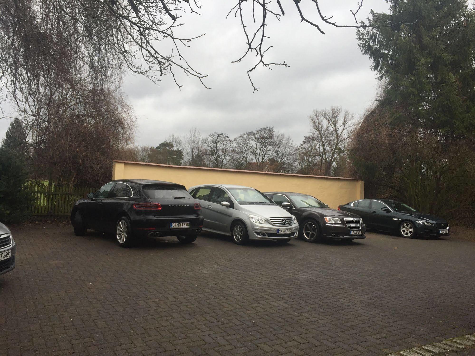 Garni-Hotel Kranich Poczdam Zewnętrze zdjęcie
